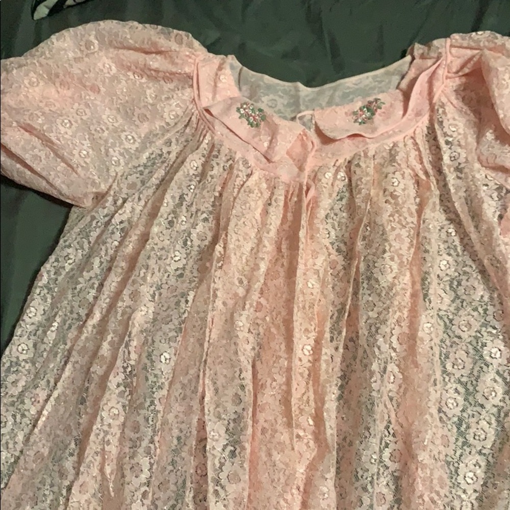 Powder pink vintage robe. New